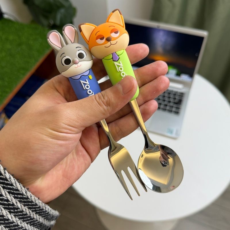 Kitchen Appliances Combo - طقم ملعقة وشوكة كرتونية من Zootopia