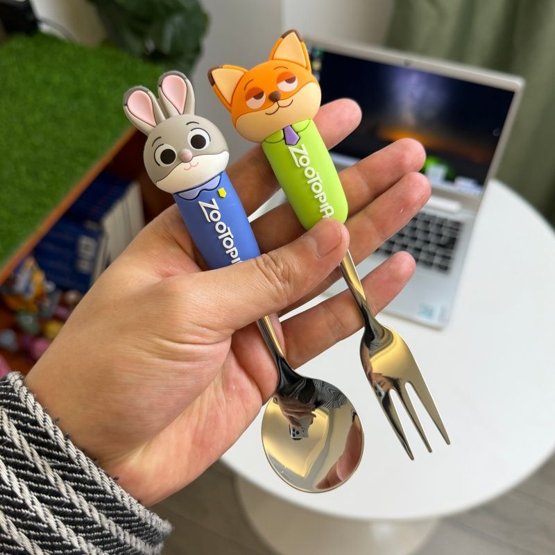 طقم ملعقة وشوكة كرتونية من Zoo - مراجعة Kitchen Appliances Combo وسعره